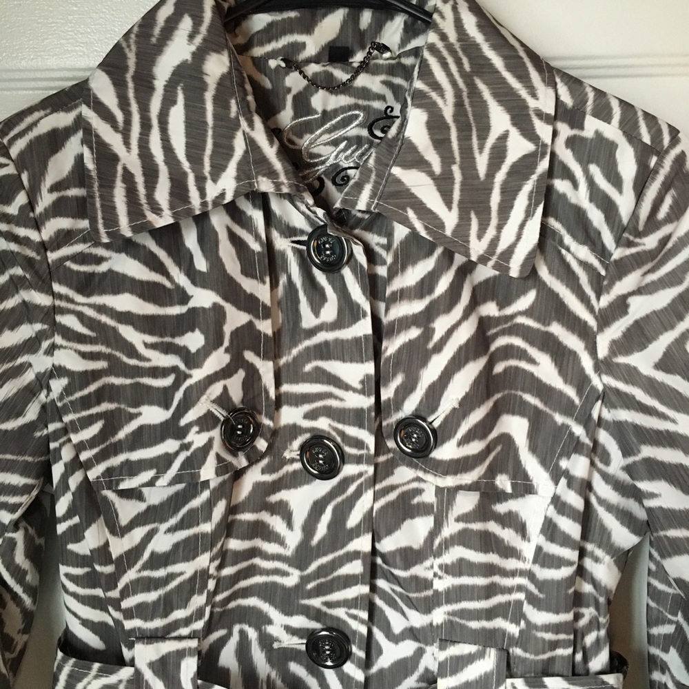 🎉HP🎉GUESS Women’s Zebra Print Trenchcoat 🧥👜 🦓 - Picture 5 of 16